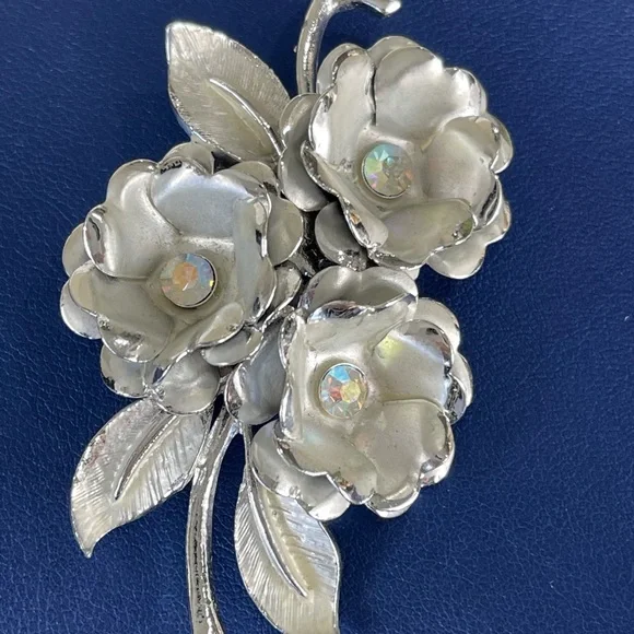 CORO pin VINTAGE floral BROOCH silver + rhinestone FEMININE stylish TIMELESS - Picture 4 of 13